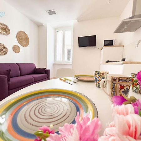 Lazzaretto Vecchio 22 Tirabora Short Rent Apartment ตรีเอสเต ภายนอก รูปภาพ